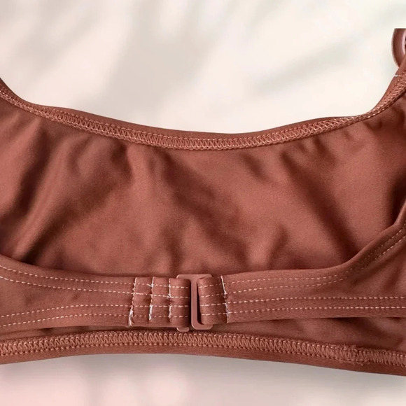 NWT OOKIOH RAVELLO TOP in Coco & SEYCHELLES BOTTOM in Lanai Floral - Picture 12 of 14